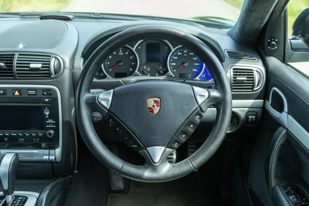 2010 Porsche 955/957 Cayenne GTS - Image 10 of 30