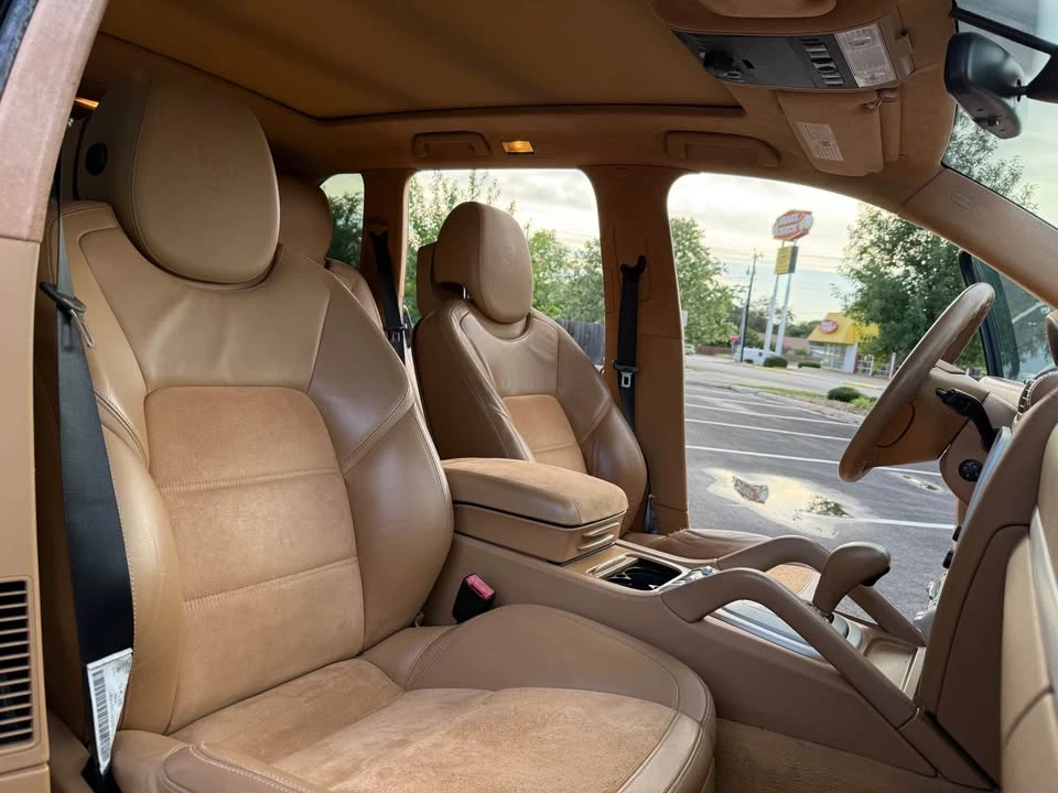 2010 Porsche 955/957 Cayenne GTS - Image 12 of 17