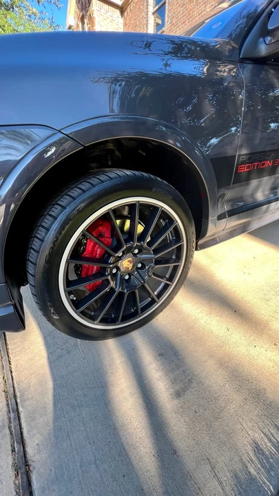 2010 Porsche 955/957 Cayenne GTS - Image 18 of 31