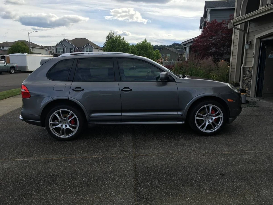 2010 Porsche 955/957 Cayenne GTS - Image 7 of 20