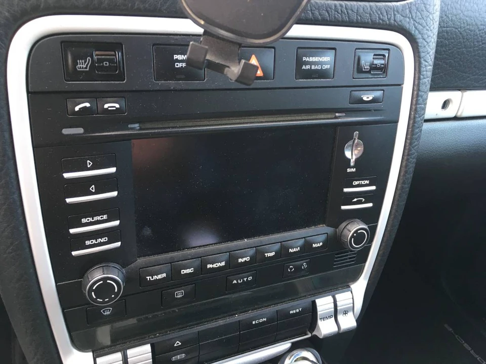 2010 Porsche 955/957 Cayenne GTS - Image 16 of 20