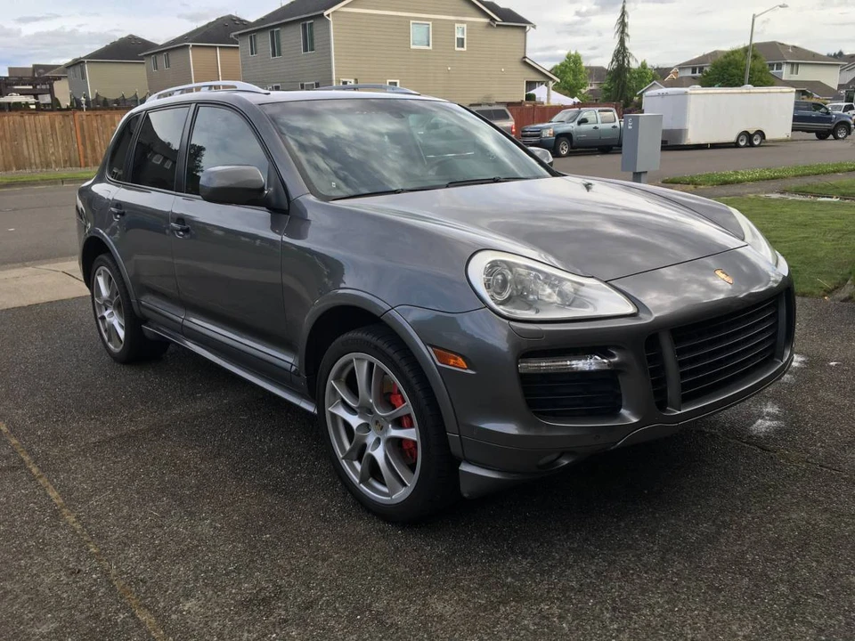 2010 Porsche 955/957 Cayenne GTS - Image 8 of 20