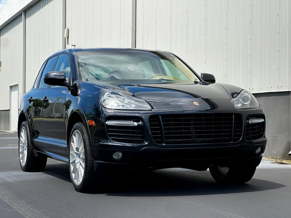 2010 Porsche 955/957 Cayenne GTS - Image 8 of 20