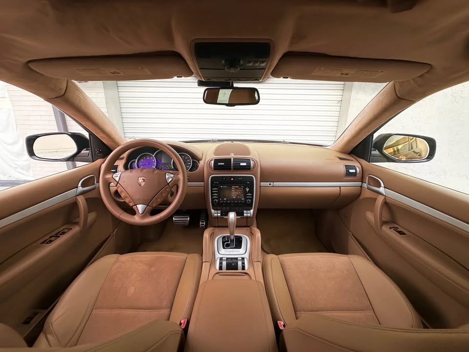 2010 Porsche 955/957 Cayenne GTS - Image 14 of 20