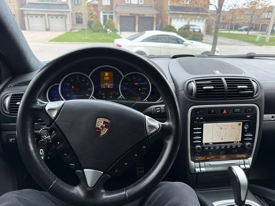 2010 Porsche 955/957 Cayenne GTS - Image 26 of 31
