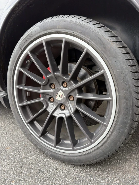 2010 Porsche 955/957 Cayenne GTS - Image 18 of 31
