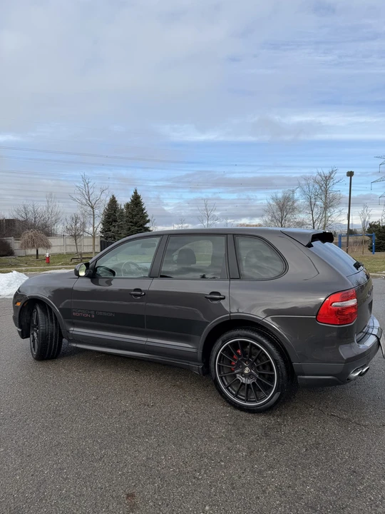 2010 Porsche 955/957 Cayenne GTS - Image 4 of 31