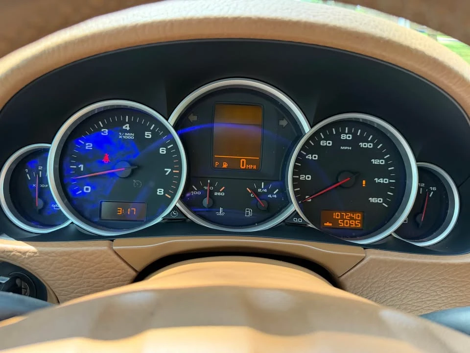 2010 Porsche 955/957 Cayenne GTS - Image 11 of 21