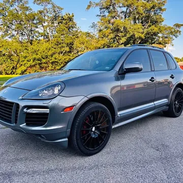 2010 Porsche Cayenne GTS
