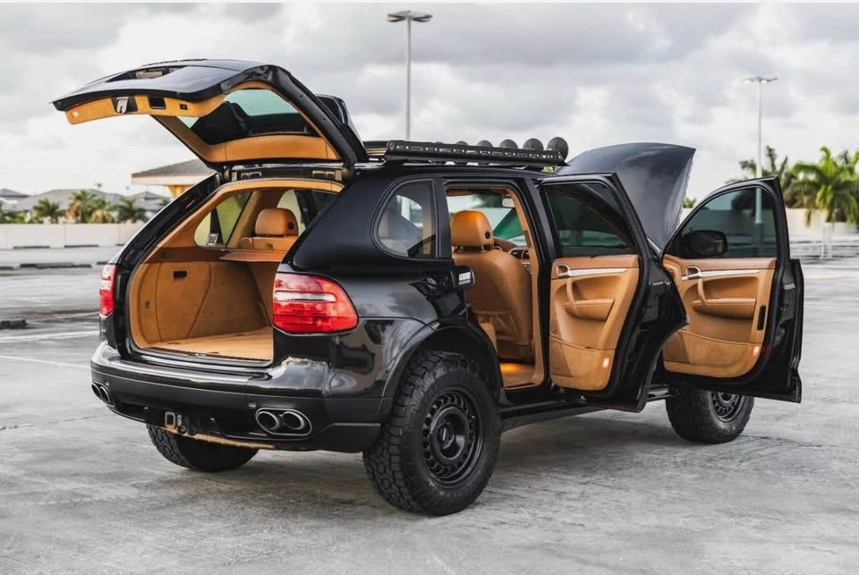 2010 Porsche 955/957 Cayenne GTS - Image 2 of 15
