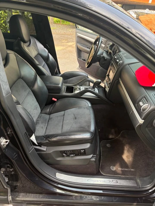 2010 Porsche 955/957 Cayenne GTS - Image 14 of 15