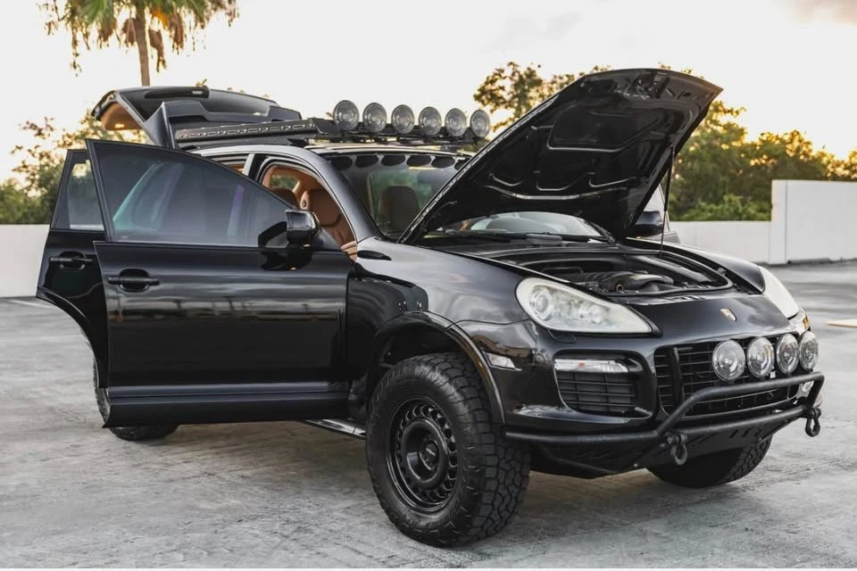 2010 Porsche 955/957 Cayenne GTS - Image 4 of 15