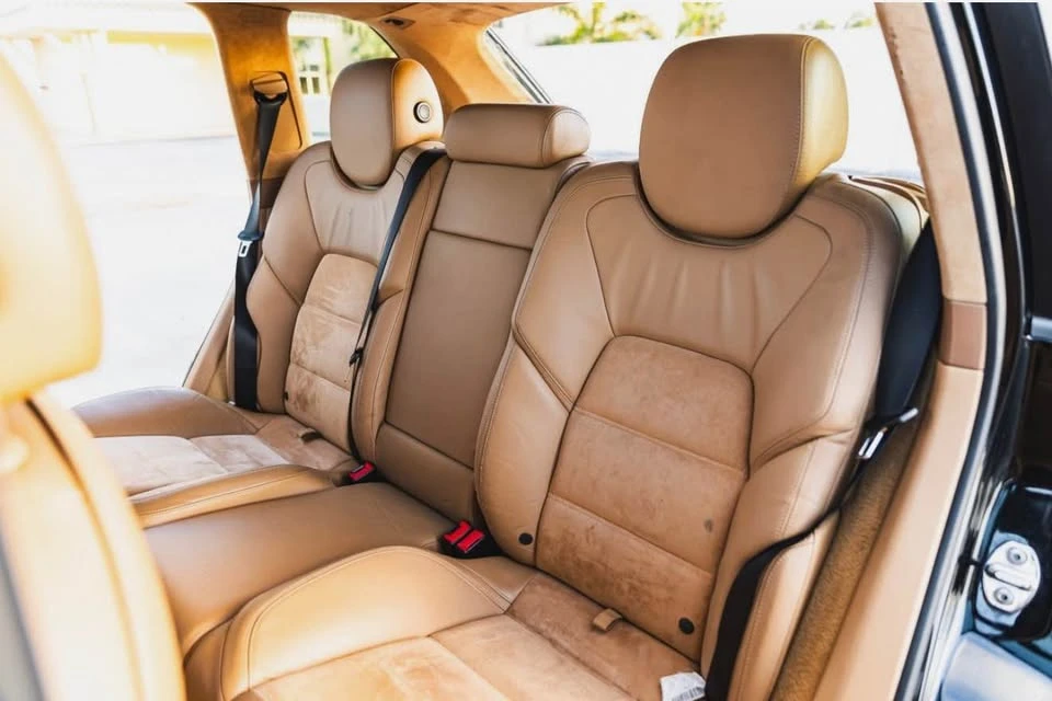 2010 Porsche 955/957 Cayenne GTS - Image 15 of 15