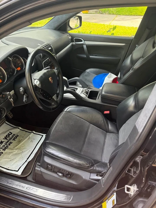 2010 Porsche 955/957 Cayenne GTS - Image 10 of 15