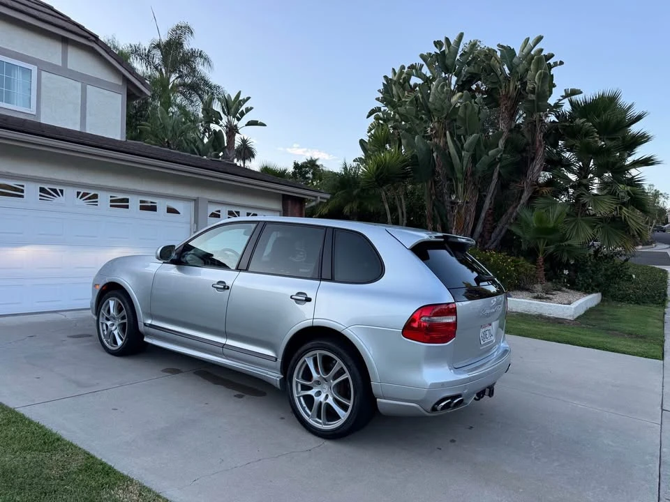 2010 Porsche 955/957 Cayenne GTS - Image 3 of 15