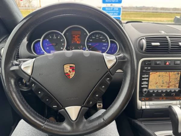 2010 Porsche 955/957 Cayenne GTS - Image 17 of 21