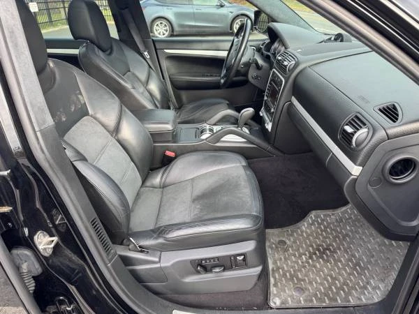 2010 Porsche 955/957 Cayenne GTS - Image 21 of 21