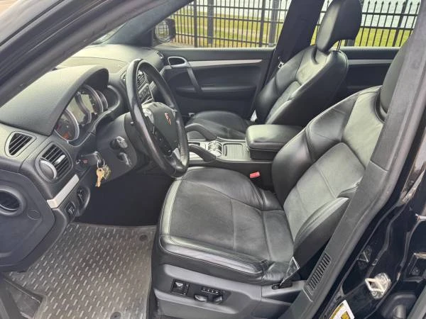 2010 Porsche 955/957 Cayenne GTS - Image 18 of 21