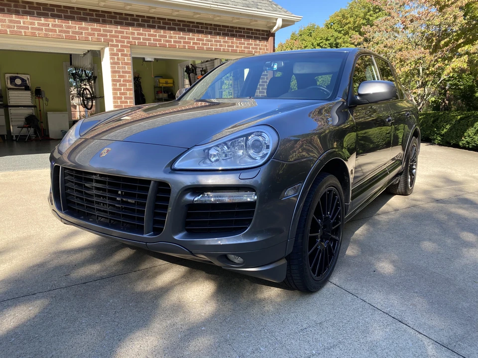 2010 Porsche 955/957 Cayenne GTS - Image 6 of 31