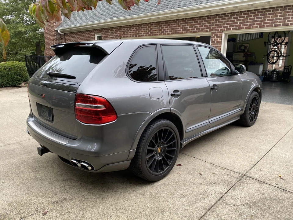 2010 Porsche 955/957 Cayenne GTS - Image 2 of 31
