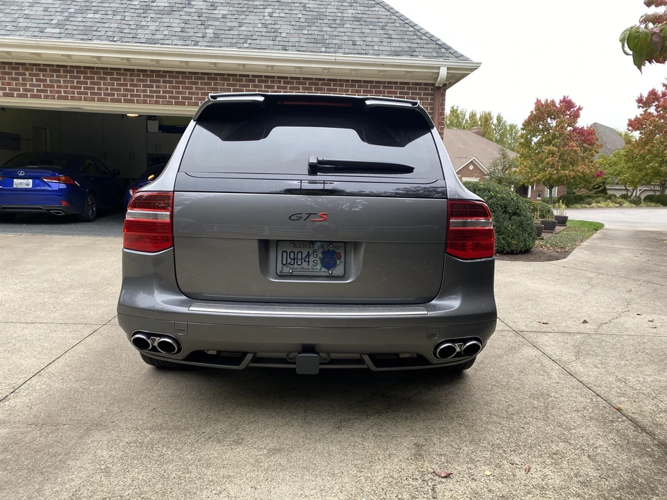 2010 Porsche 955/957 Cayenne GTS - Image 13 of 31