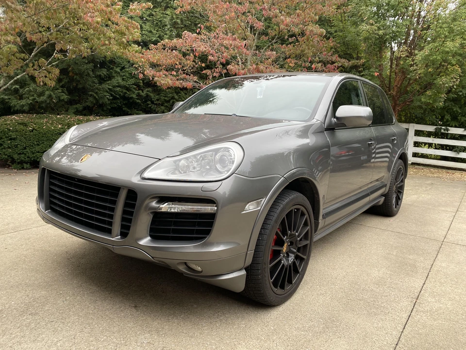 2010 Porsche 955/957 Cayenne GTS - Image 9 of 31