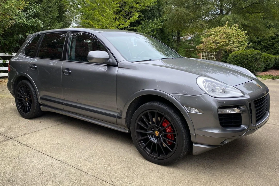2010 Porsche 955/957 Cayenne GTS - Image 4 of 31