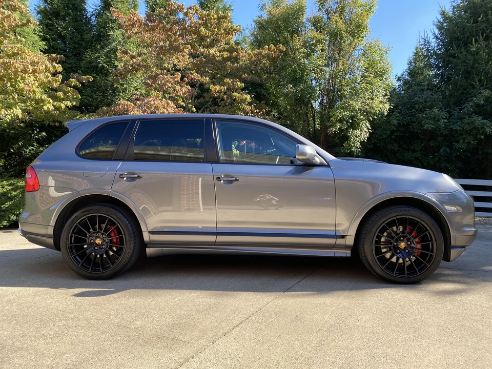 2010 Porsche 955/957 Cayenne GTS - Image 3 of 31