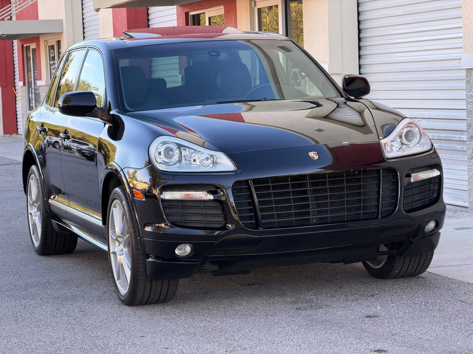 2010 Porsche 955/957 Cayenne GTS - Image 31 of 31