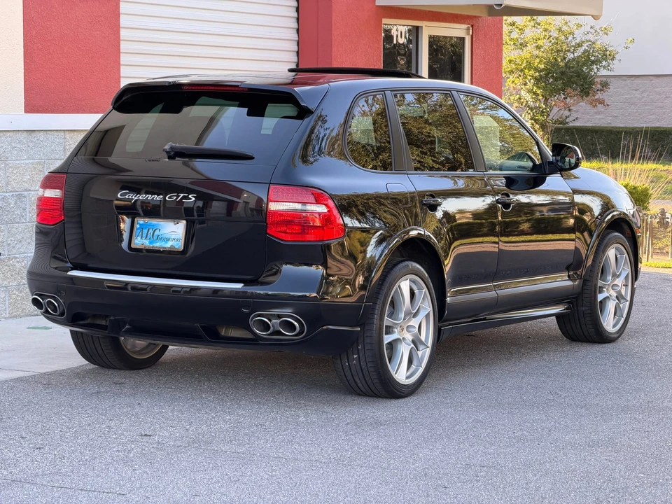 2010 Porsche 955/957 Cayenne GTS - Image 17 of 31