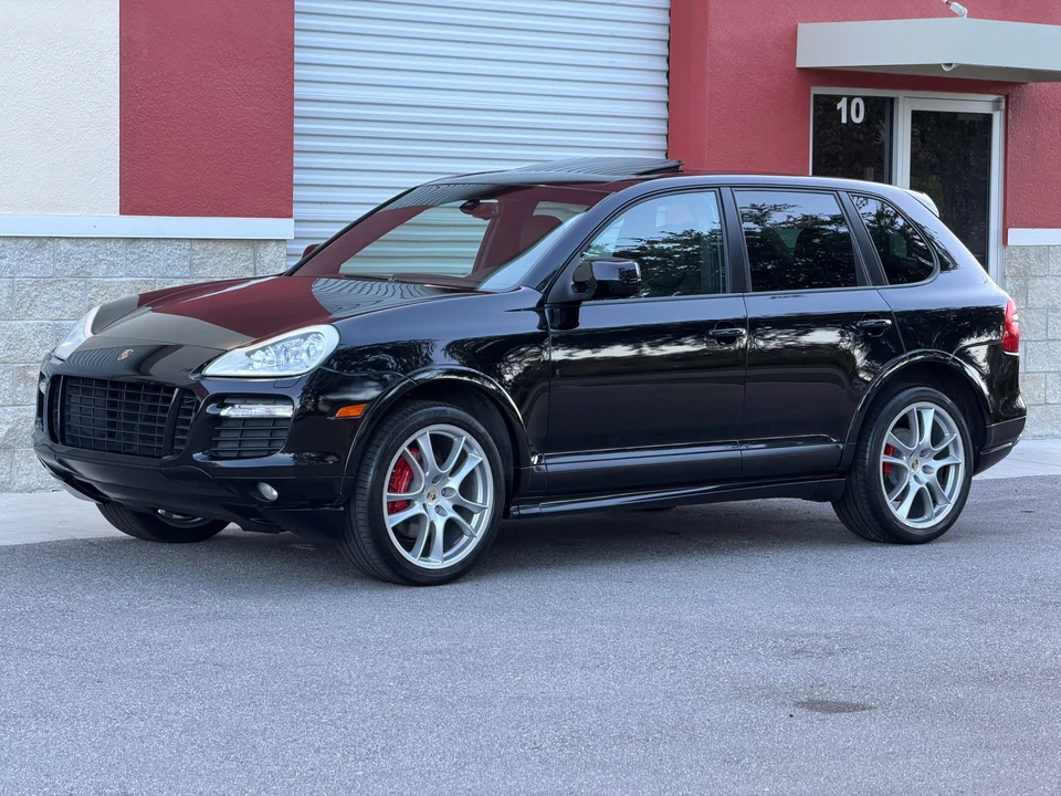 2010 Porsche 955/957 Cayenne GTS - Image 6 of 31