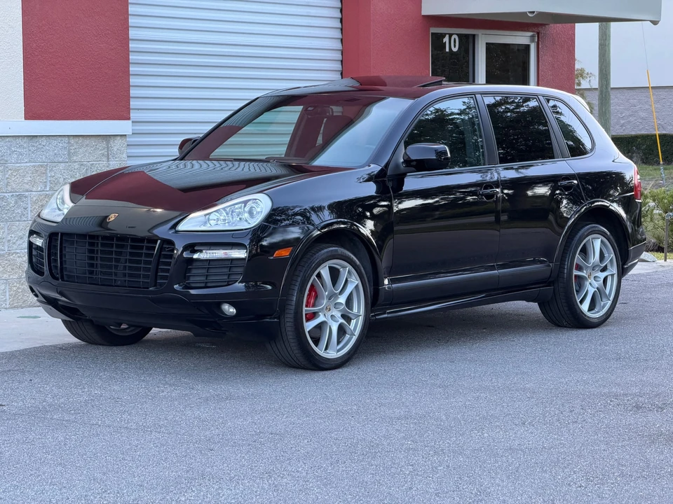 2010 Porsche 955/957 Cayenne GTS - Image 5 of 31