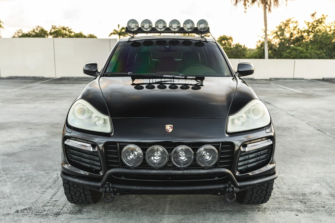 2010 Porsche 955/957 Cayenne GTS - Image 9 of 31