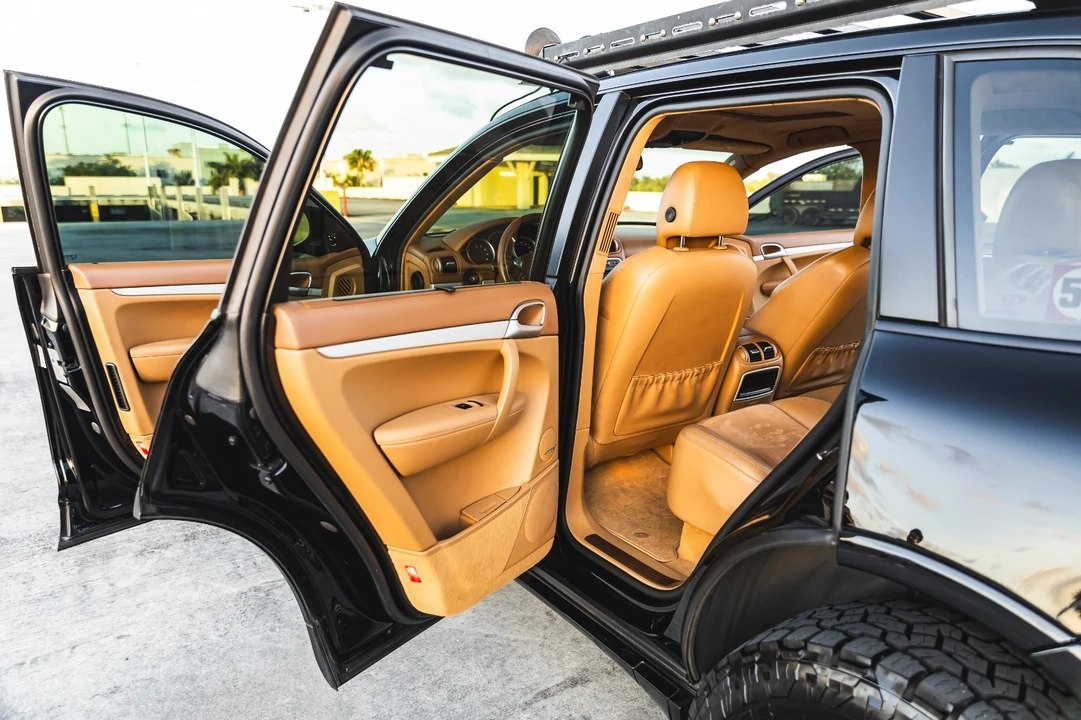 2010 Porsche 955/957 Cayenne GTS - Image 20 of 31