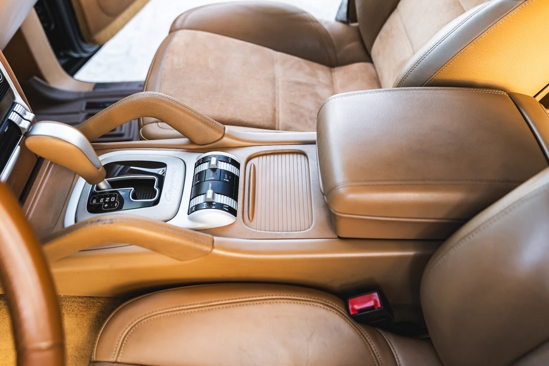 2010 Porsche 955/957 Cayenne GTS - Image 30 of 31