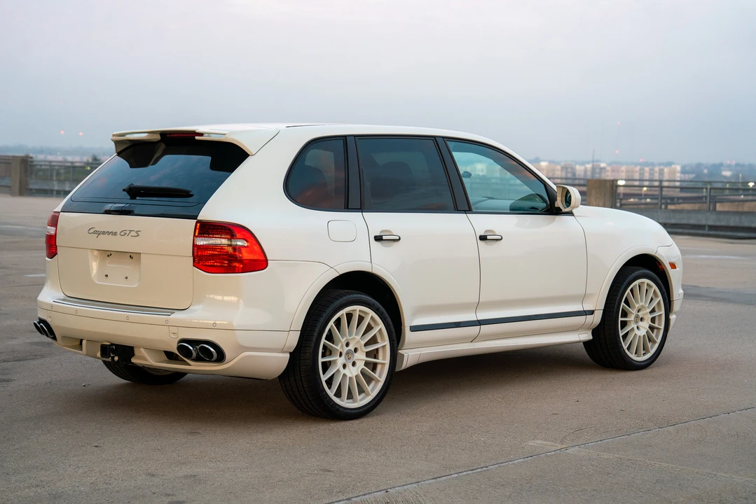 2010 Porsche 955/957 Cayenne GTS - Image 20 of 31