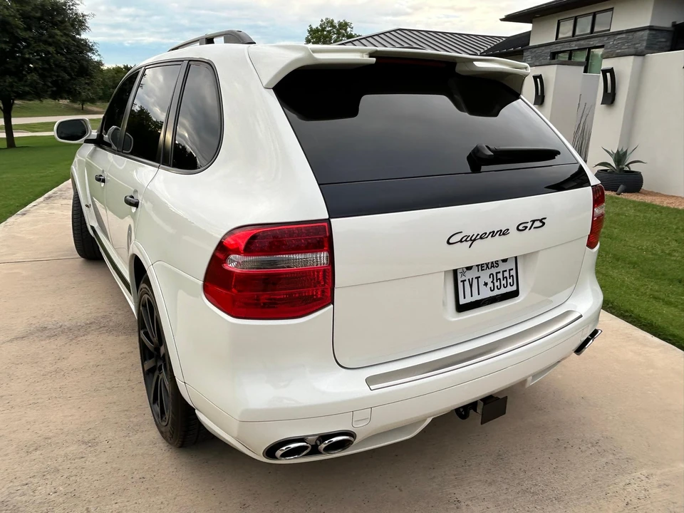 2010 Porsche 955/957 Cayenne GTS - Image 16 of 31