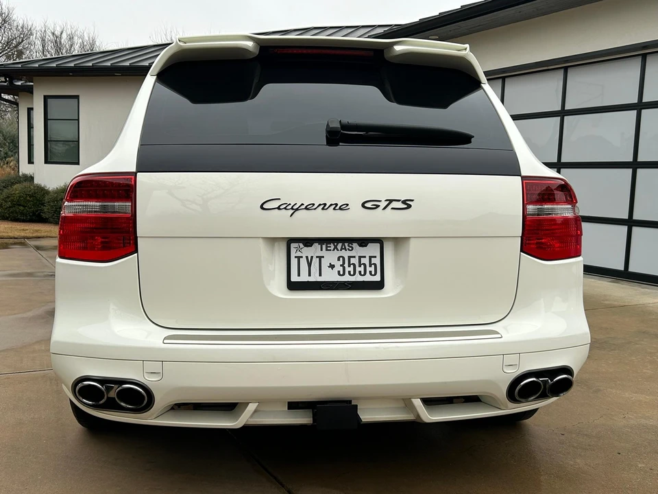 2010 Porsche 955/957 Cayenne GTS - Image 17 of 31