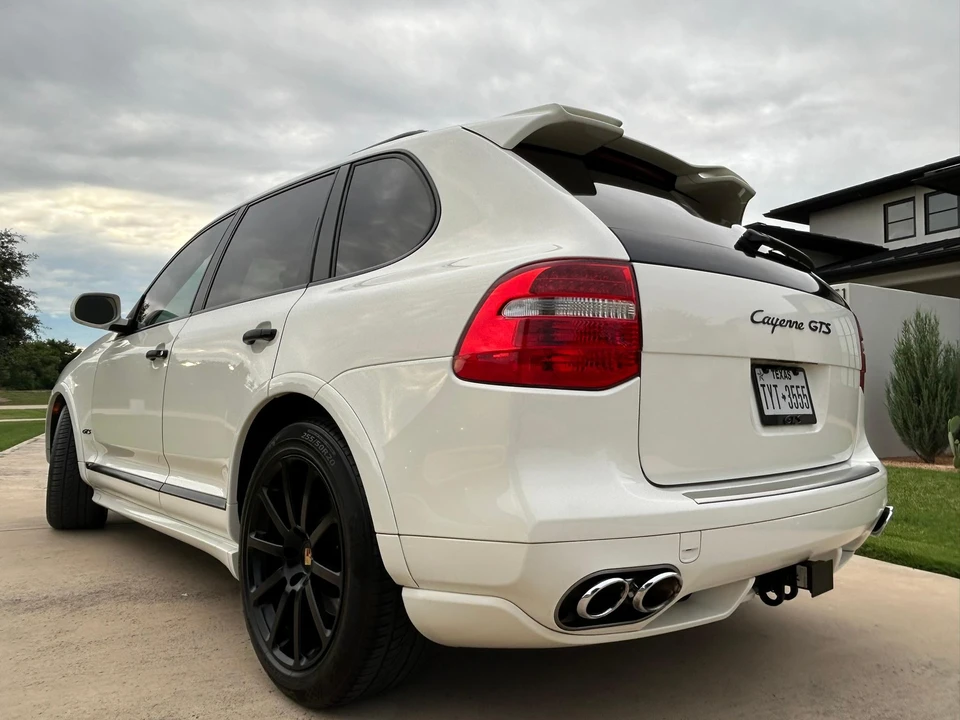 2010 Porsche 955/957 Cayenne GTS - Image 15 of 31