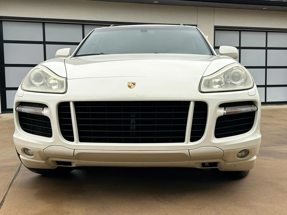 2010 Porsche 955/957 Cayenne GTS - Image 6 of 31