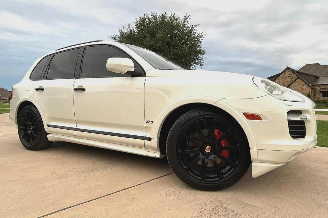 2010 Porsche 955/957 Cayenne GTS - Image 3 of 31