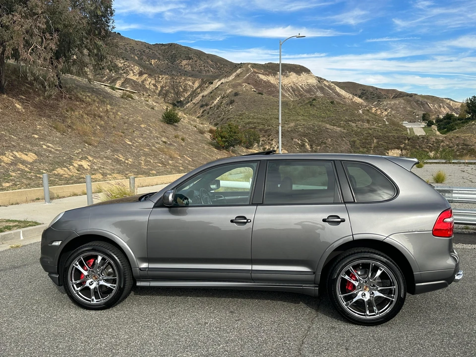 2010 Porsche 955/957 Cayenne GTS - Image 19 of 31