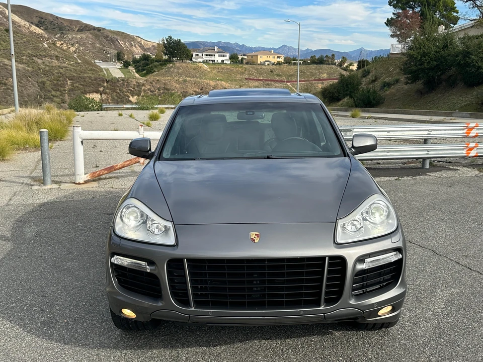 2010 Porsche 955/957 Cayenne GTS - Image 7 of 31