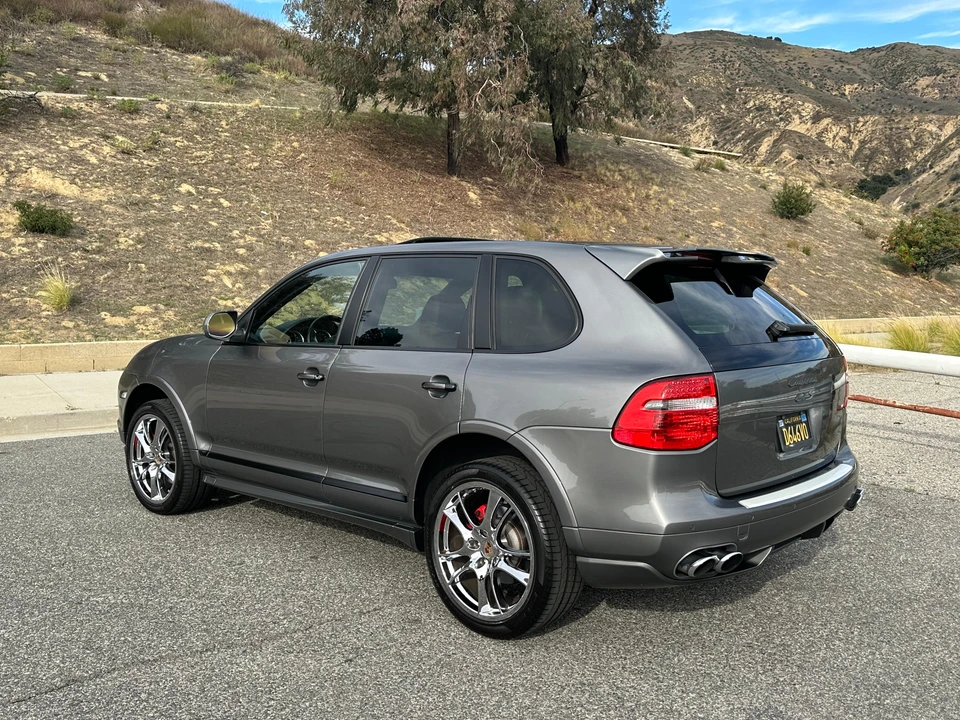 2010 Porsche 955/957 Cayenne GTS - Image 21 of 31