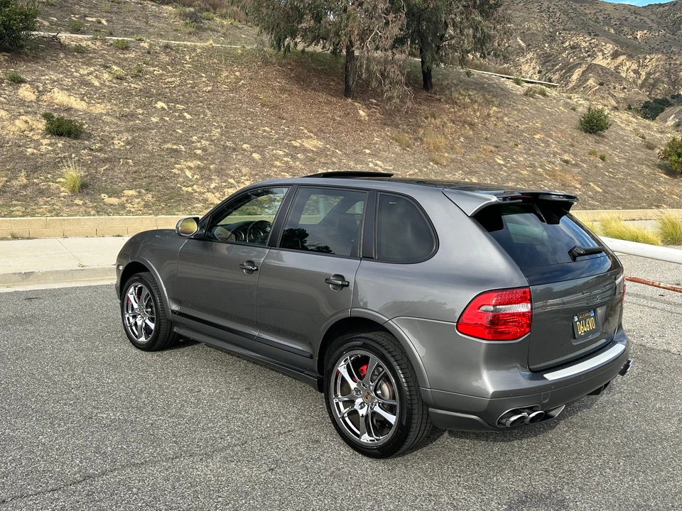 2010 Porsche 955/957 Cayenne GTS - Image 20 of 31