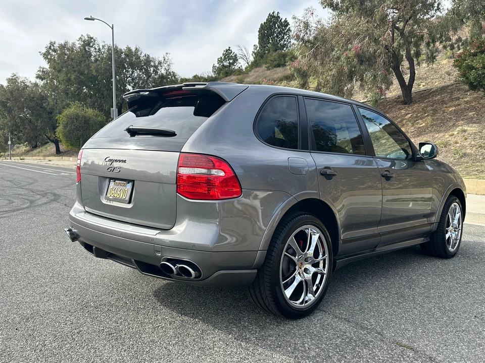 2010 Porsche 955/957 Cayenne GTS - Image 29 of 31