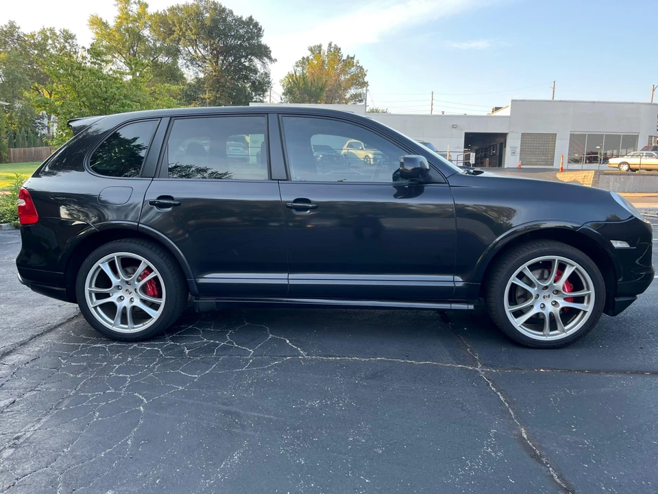 2010 Porsche 955/957 Cayenne GTS - Image 21 of 31