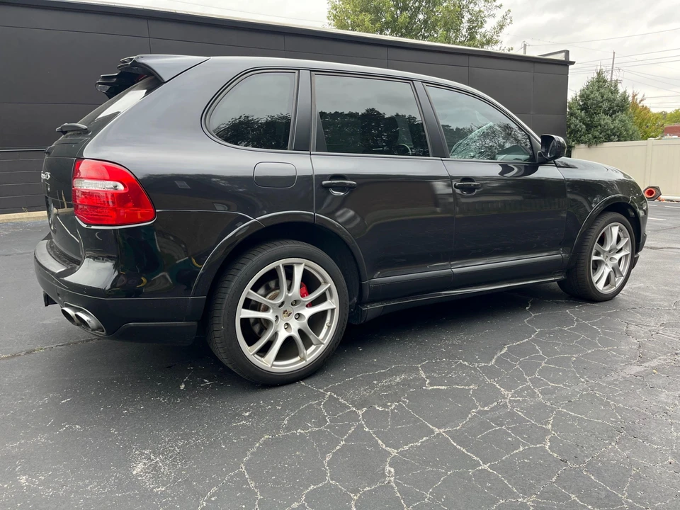2010 Porsche 955/957 Cayenne GTS - Image 19 of 31