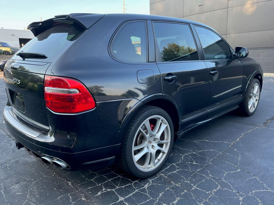 2010 Porsche 955/957 Cayenne GTS - Image 17 of 31