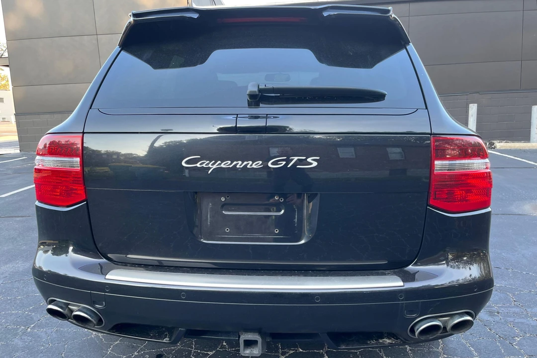 2010 Porsche 955/957 Cayenne GTS - Image 5 of 31